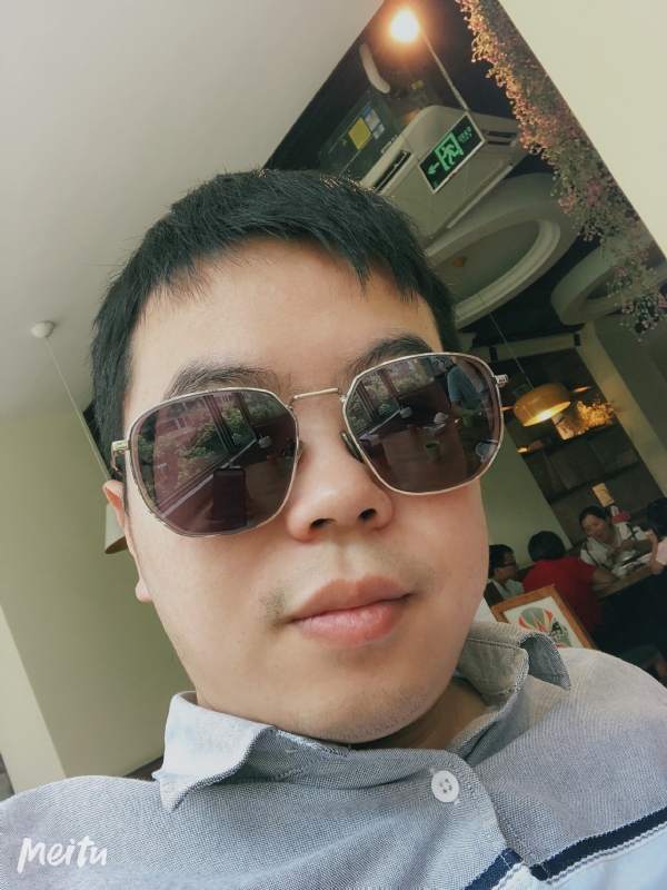 月台等路人的第一张照片--福清王婆说媒